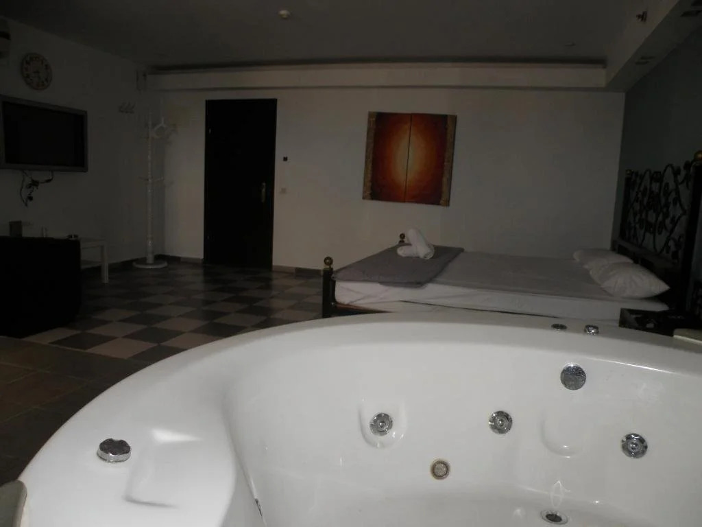 Spat Rooms VIP
