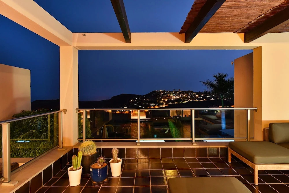 Villa With Pool in Salobre Golf Resort Golfers 2