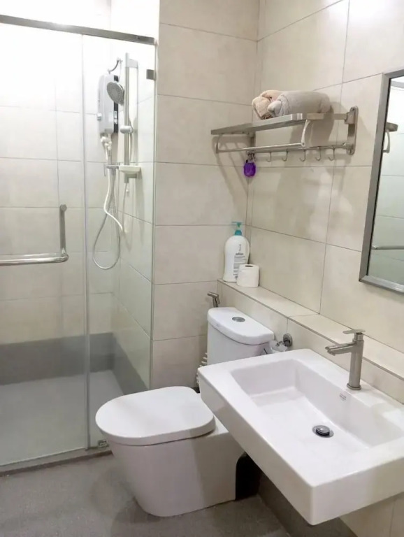 Cozy 121 Octagon 2 Bedrooms Condo