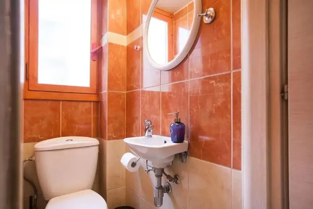Lovely 4 Double Bed Flat