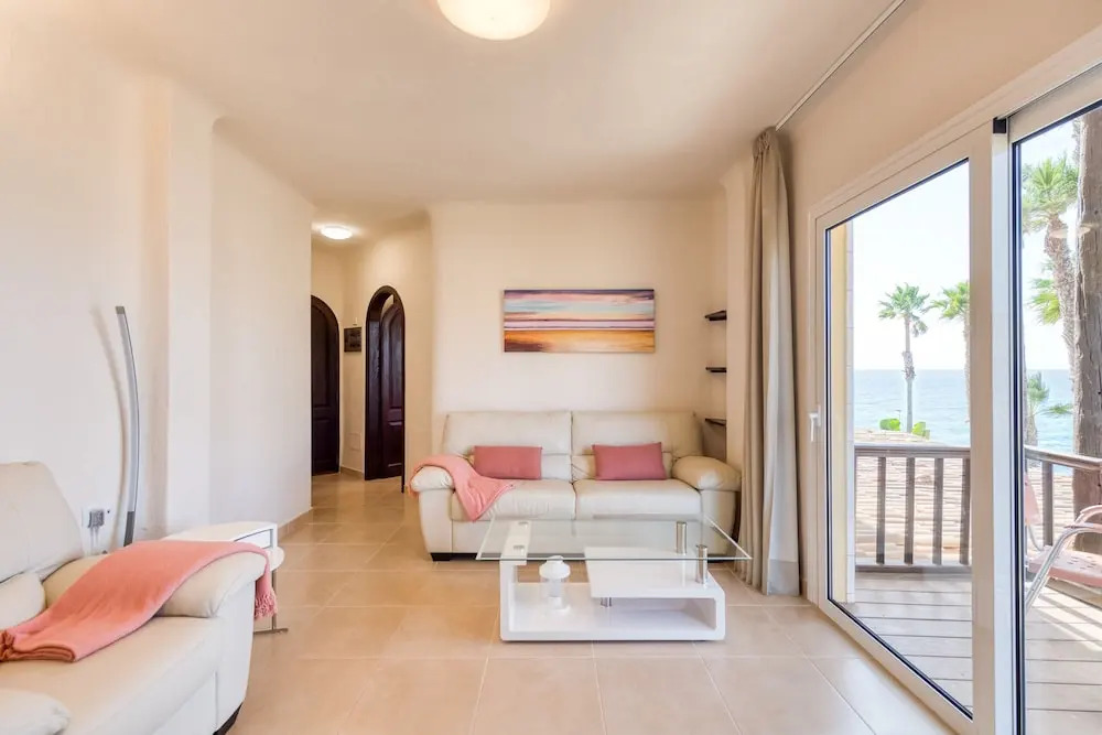Luxury Apartment+Pool P69 Next To the Beach