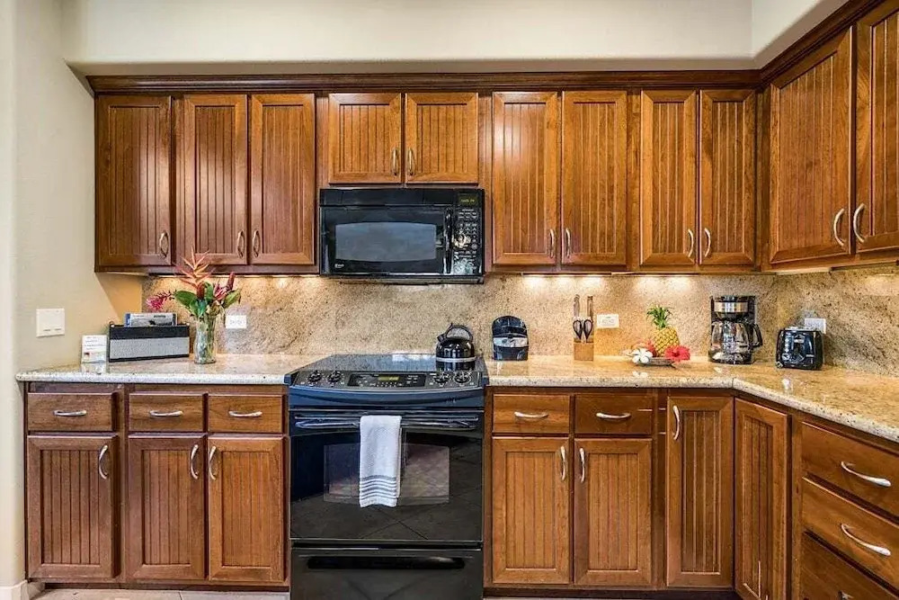 Prestigious Mauna Lani Resort - Luxurious End Unit - Large Private Lanai! -vrkcv