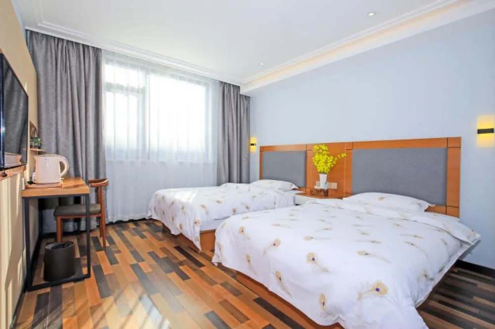 Lemmy Hotel (Guilin Two Rivers & Four Lakes Elephant Trunk Hill Branch)