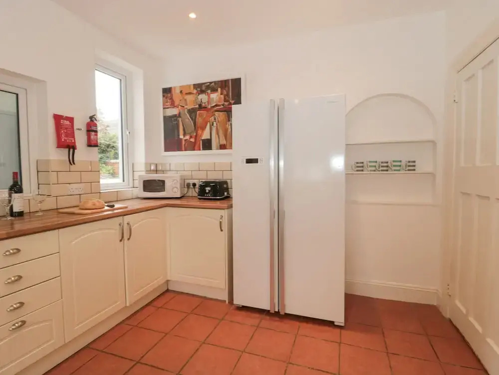 2 Moorlands