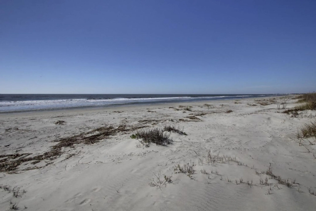 12 42nd Avenue by Avantstay 2 Mins To The Beach Screened In Porch!