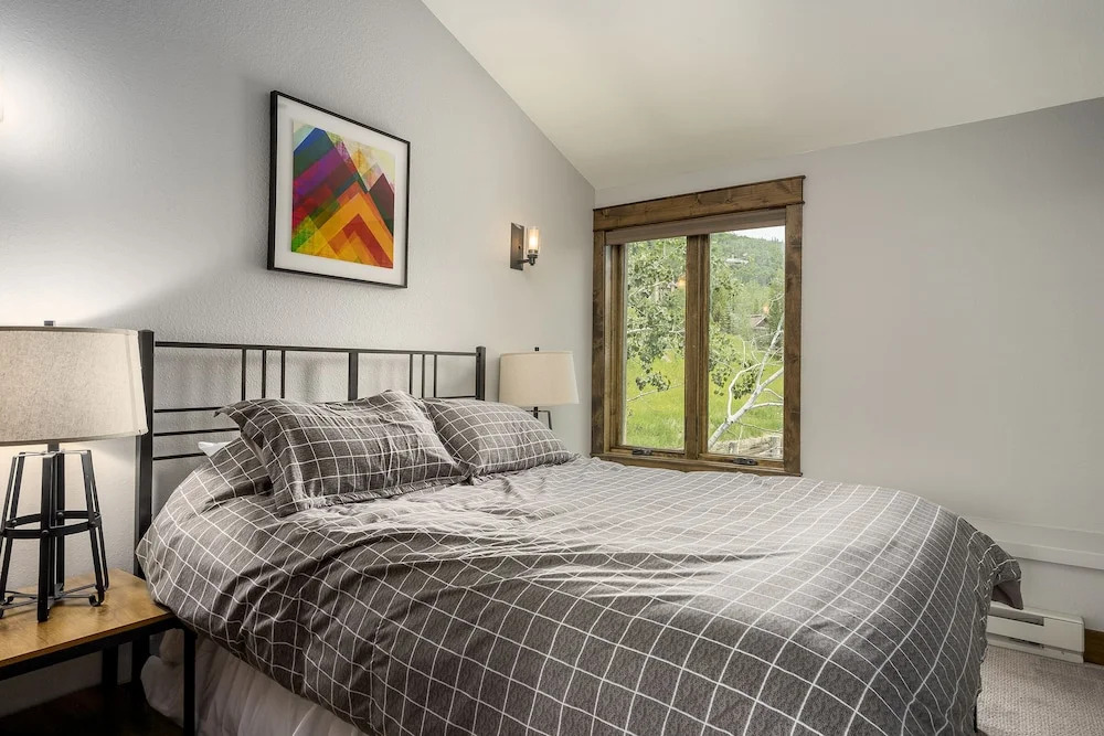 Promontory 6 3 Bedroom Townhouse by RedAwning