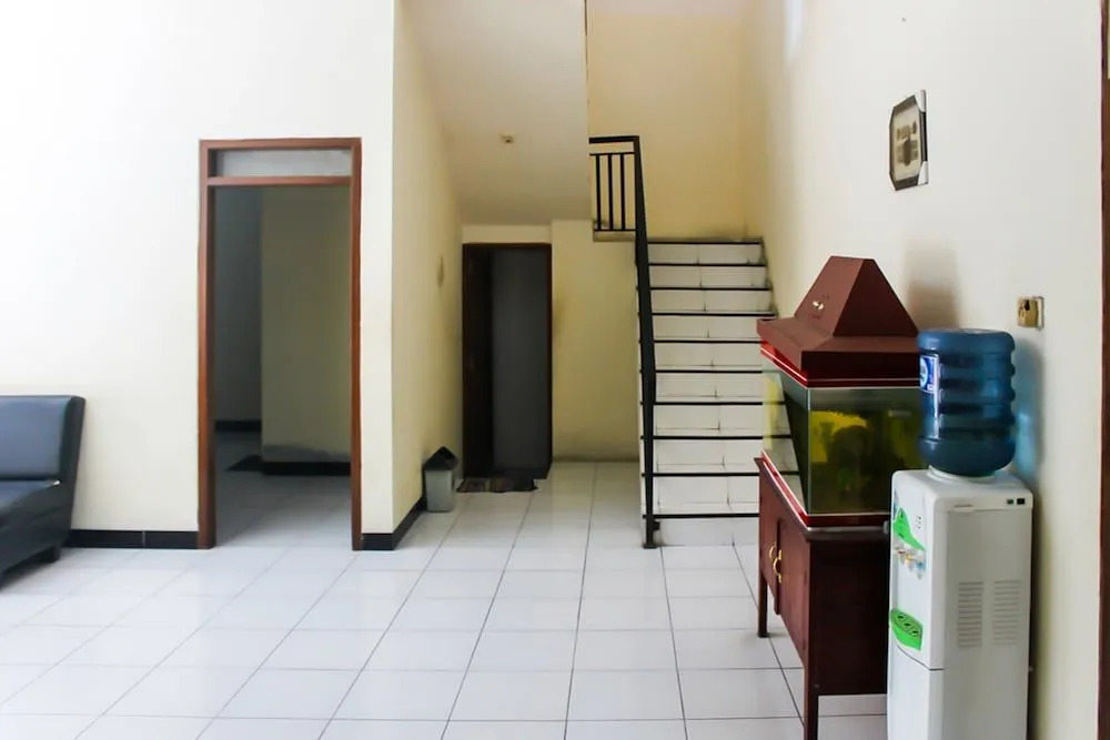 KoolKost Syariah near Universitas Ahmad Dahlan Kampus 1
