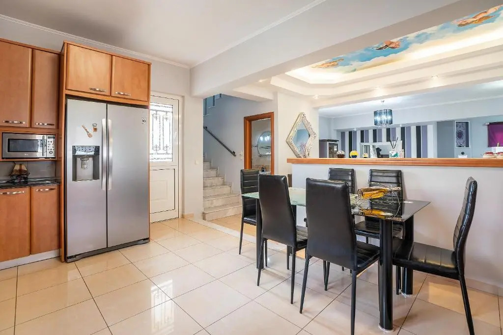 Rafaela's House 2