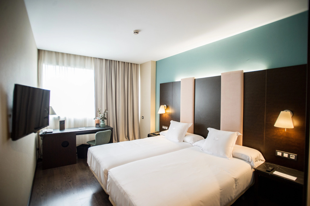 AZZ Pamplona Norte Hotel