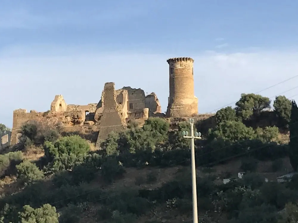 Charming house with sea and mountain views in Ribera