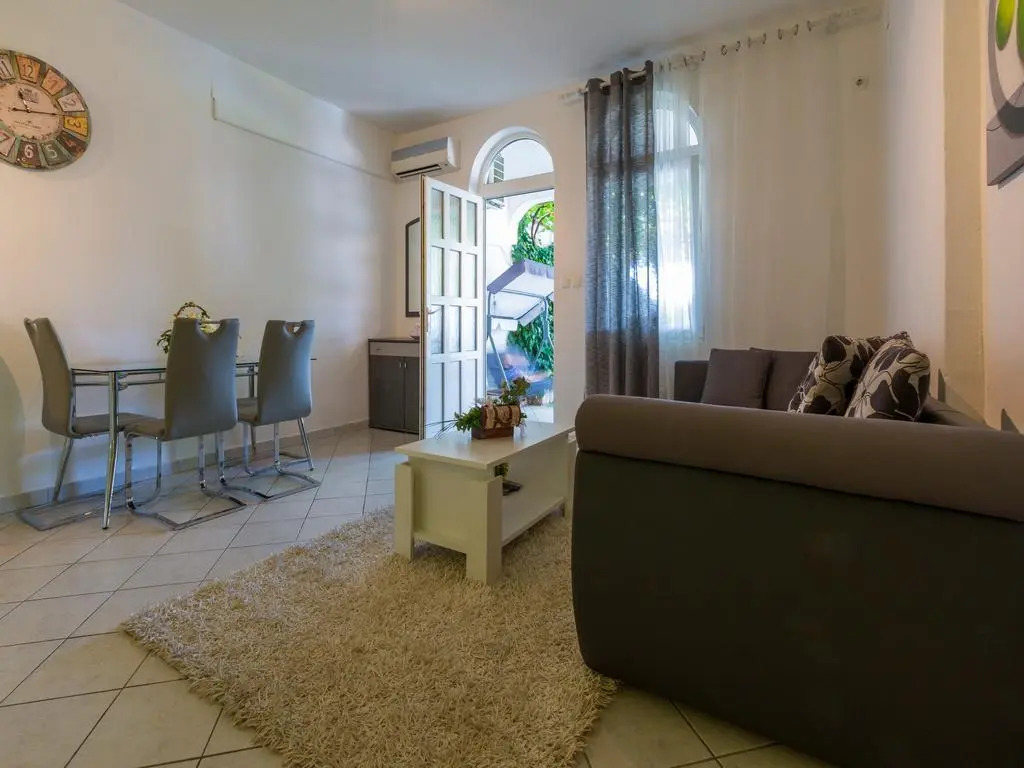 Apartments Buneta