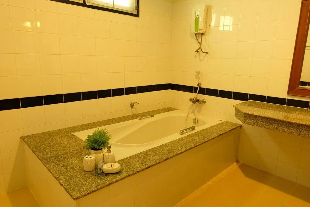 Lanta Village Resort