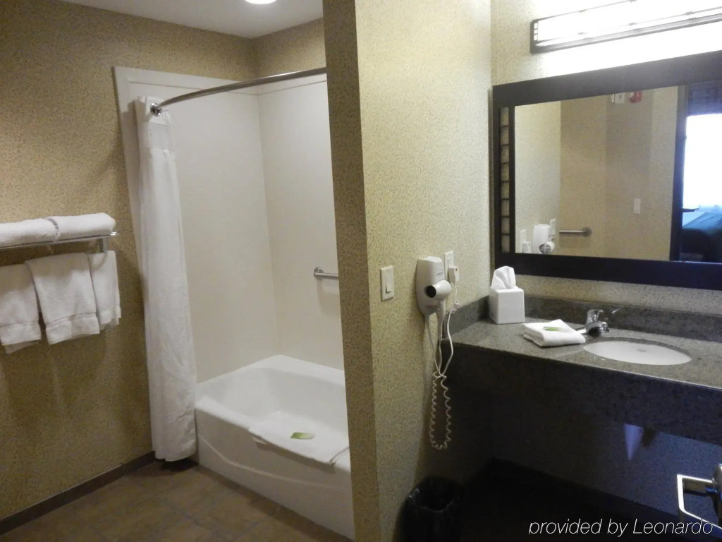Holiday Inn Express & Suites St George North - Zion