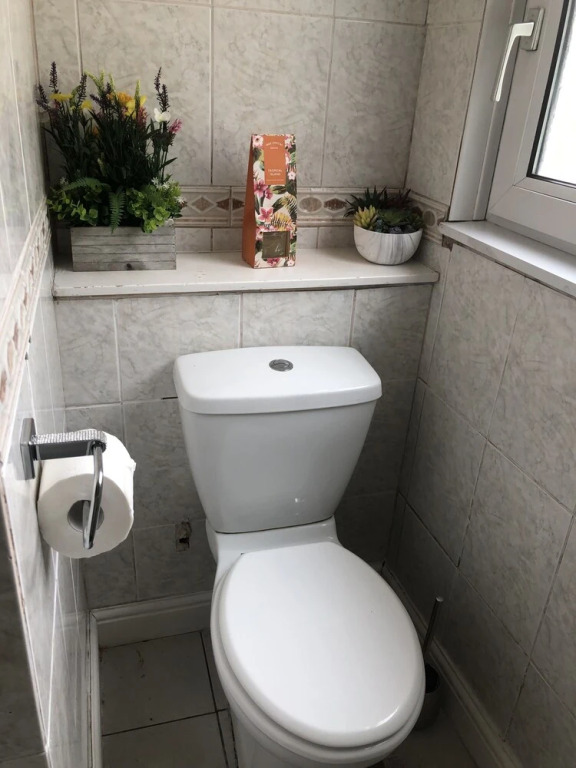 Lovely 3-Bed House in Gillingham