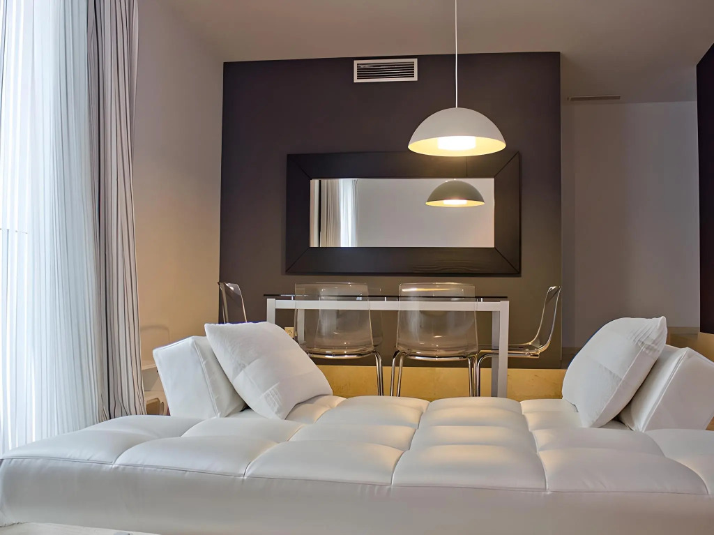 Comet Suites Elvira