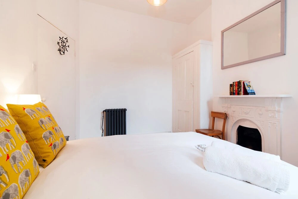 The Kensal Green Garden Apartment - GG