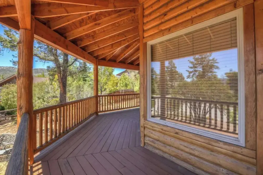 Sleeps 27 2 Homes Near the Lake, Hot Tub + Views Castle Glen Estates