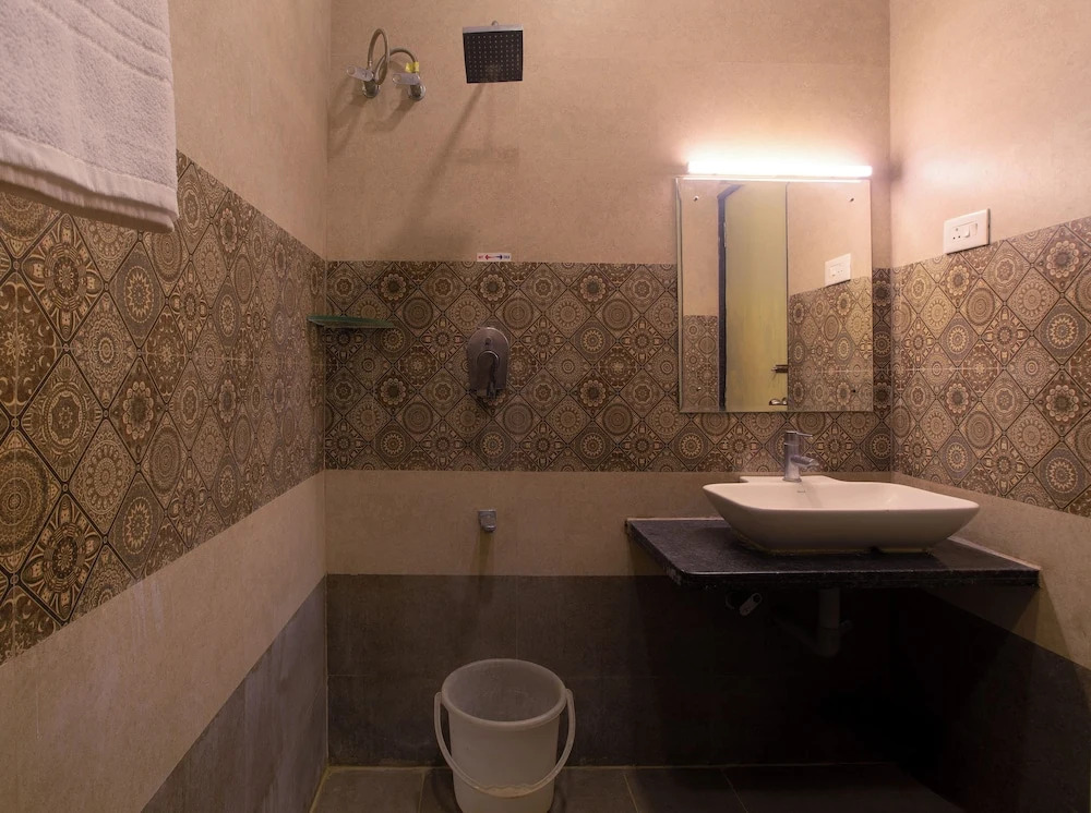 Manjhi Residency