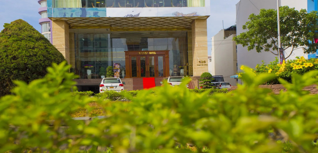 Luxtery Hotel
