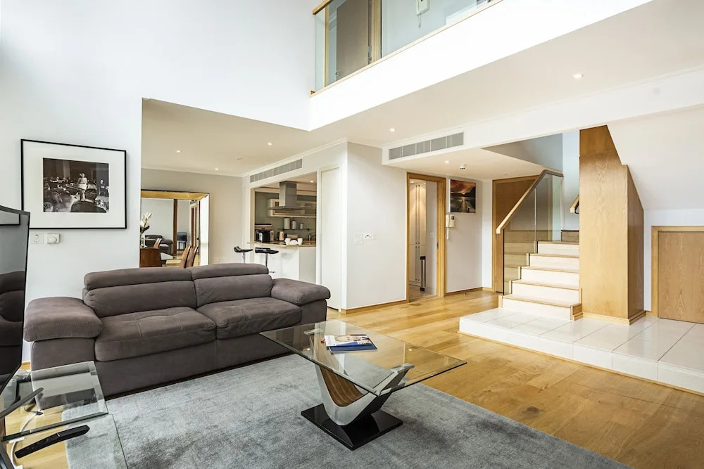 Stunning Spacious 3 Bed Apartment
