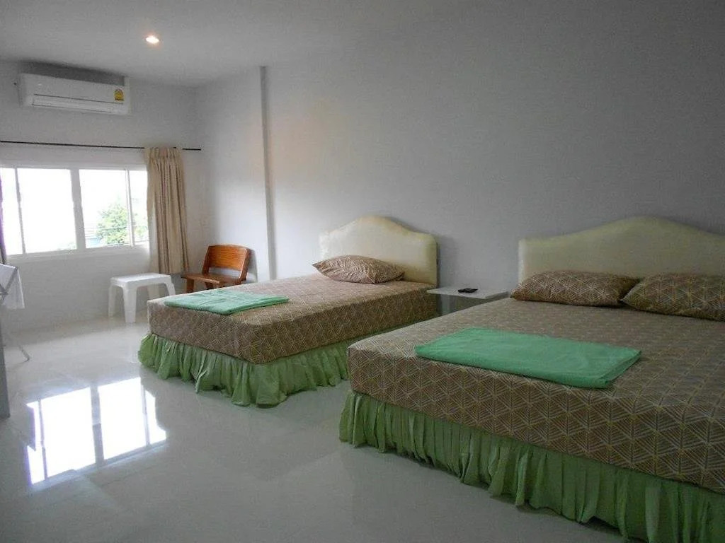 Baan Chorn Thong