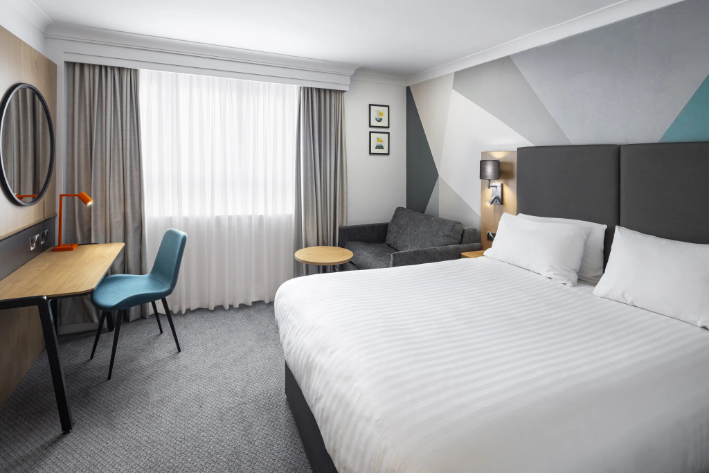 Holiday Inn Aylesbury by IHG