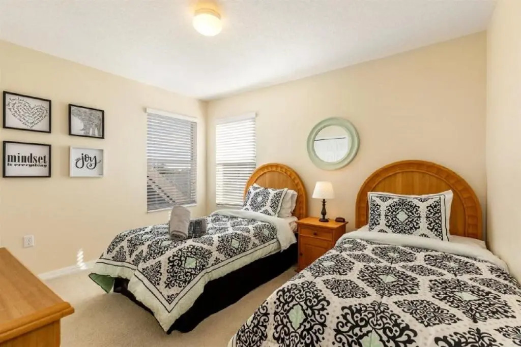 Five-Bedroom Pool Home Kissimmee