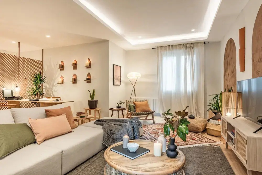 Khamlia - 3 Bedrooms and Balcony in Almagro