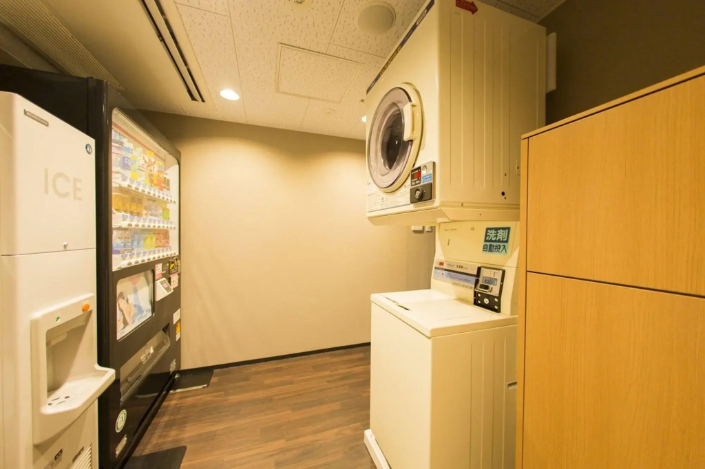 Отель Jr Kyushu Hotel Blossom Shinjuku