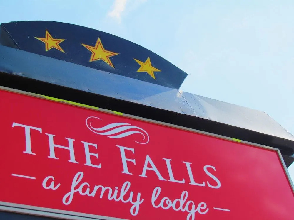 The Falls Family Lodge