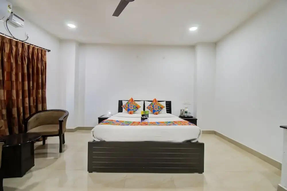 Fabhotel Royal Emirates Jubilee Hills
