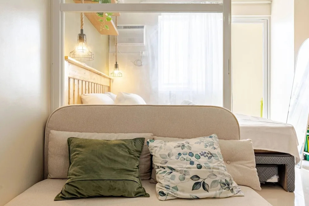 Cozy and Nature-inspired Studio Unit