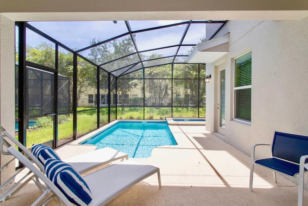 Gorgeous Family Friendly 5 Bd w/ Pool Close to Disney @ Storey Lake 2767