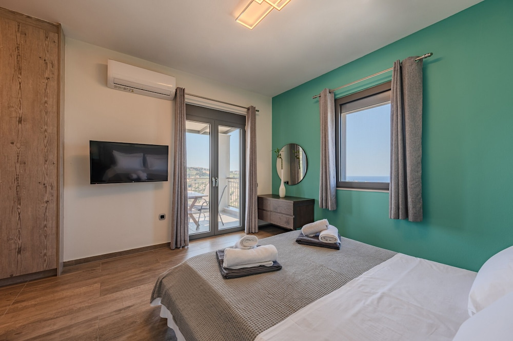 3As 3BD Villa, Heated Pool, Sauna & Gym
