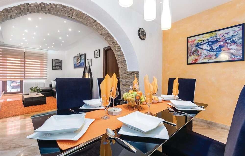 Stunning Home in Rijeka With Wifi and 2 Bedrooms