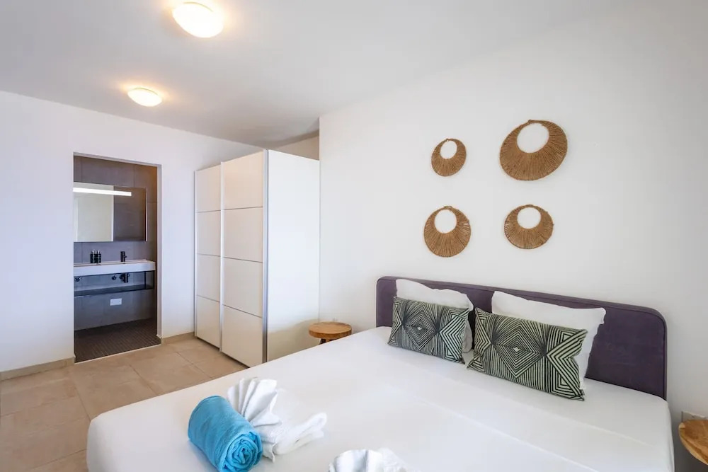 Shoreline Harmony at Villa Solana