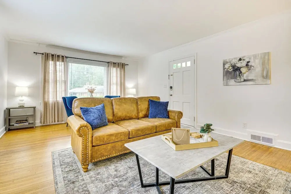 'dogwood Cottage' w/ Fireplace: 1 Mi to University