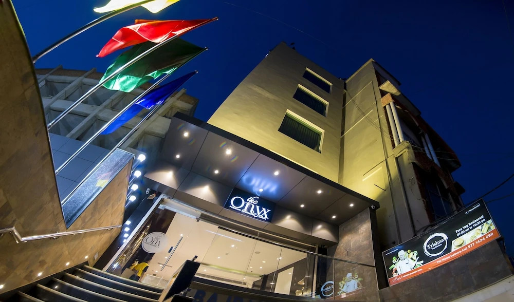 The Onyx - Premium Business Hotel