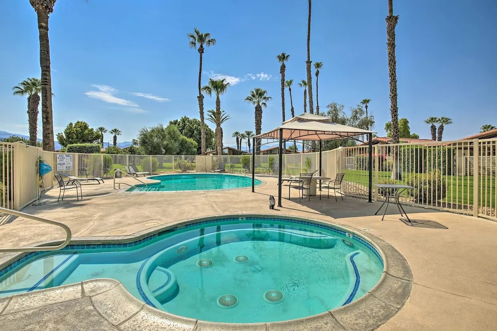 2 Mi to Empire Polo Club: Indio Home w/ Fireplace!