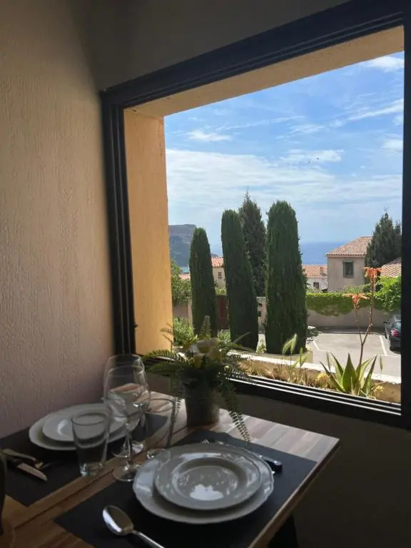 Studio vue sur mer