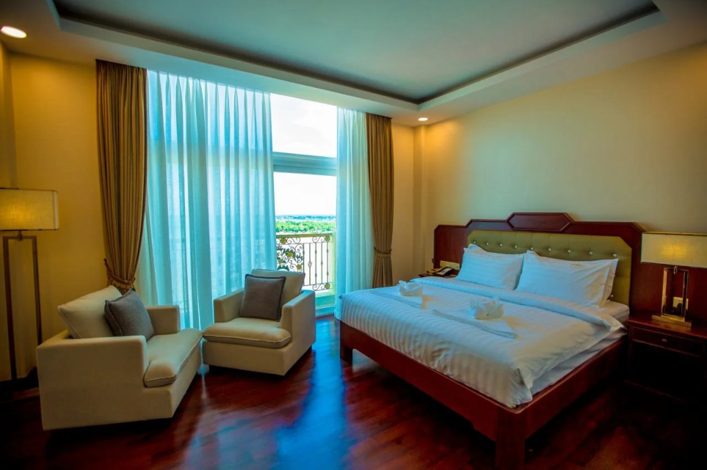 Lbn Asian Hotel