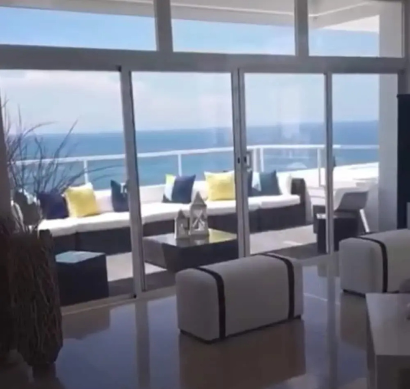 Luxury Penthouse Portobello