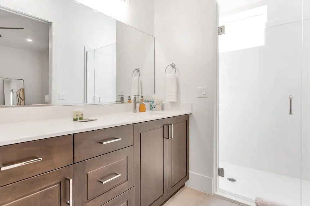 9 At Bloomington Country Club 3 Bedroom Apts
