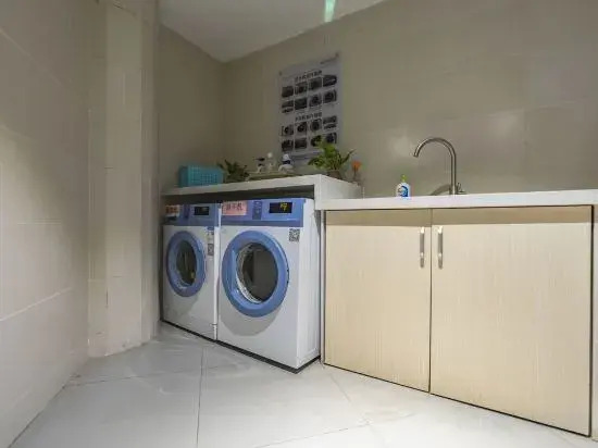 Homeinn Selected Hotel (Shanghai Jiading New City Malu Subway Station Branch)