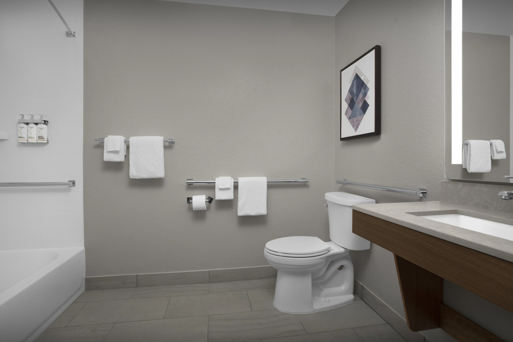 Candlewood Suites Jacksonville Southpoint