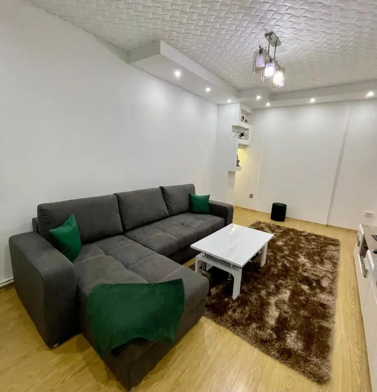LaLy Apartament-Straja