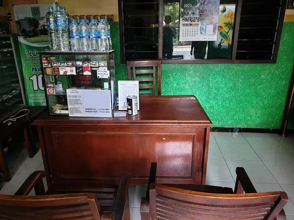 Hotel O Houstel Darma Syariah