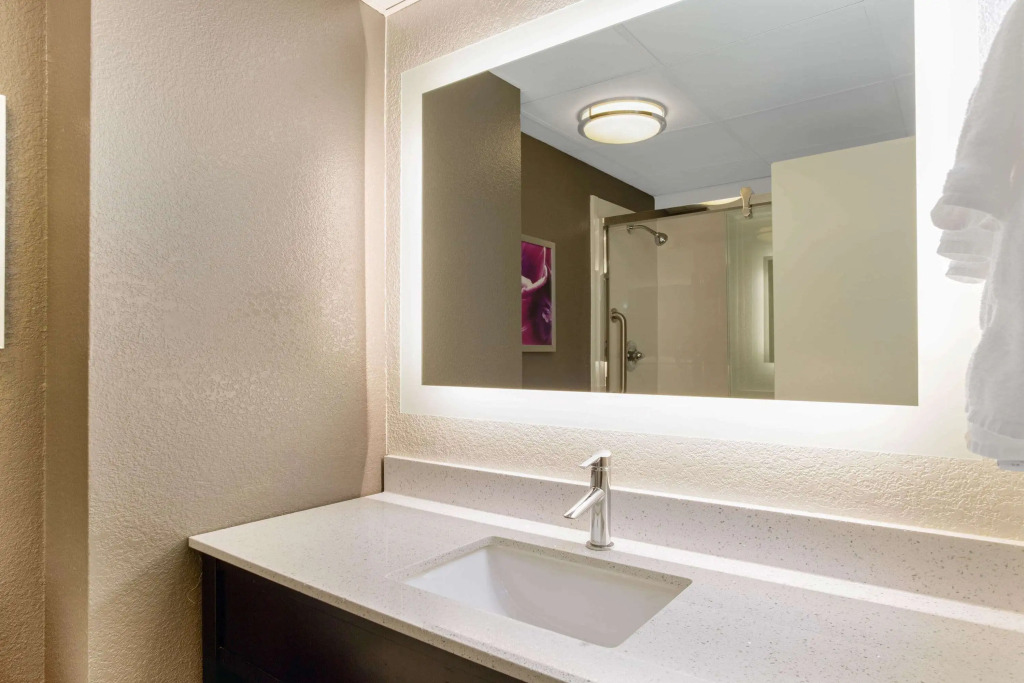 La Quinta by Wyndham Boston-Andover