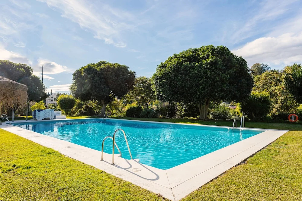 Amazing Apartament in Benahavis With Terrace and Pool. La Quinta Golf