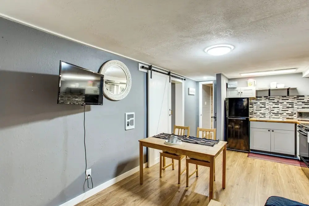 3 Mi to Puget Sound: Lakefront Gem w/ Patio!
